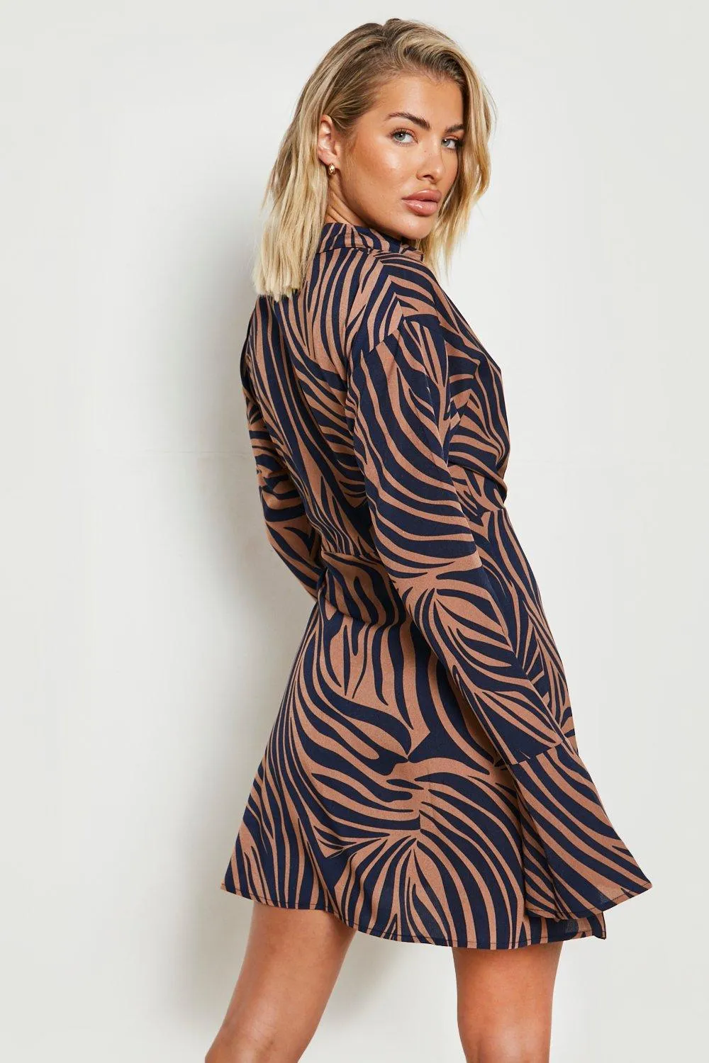 Boohoo Zebra Sleeve Shirt Dress, Black