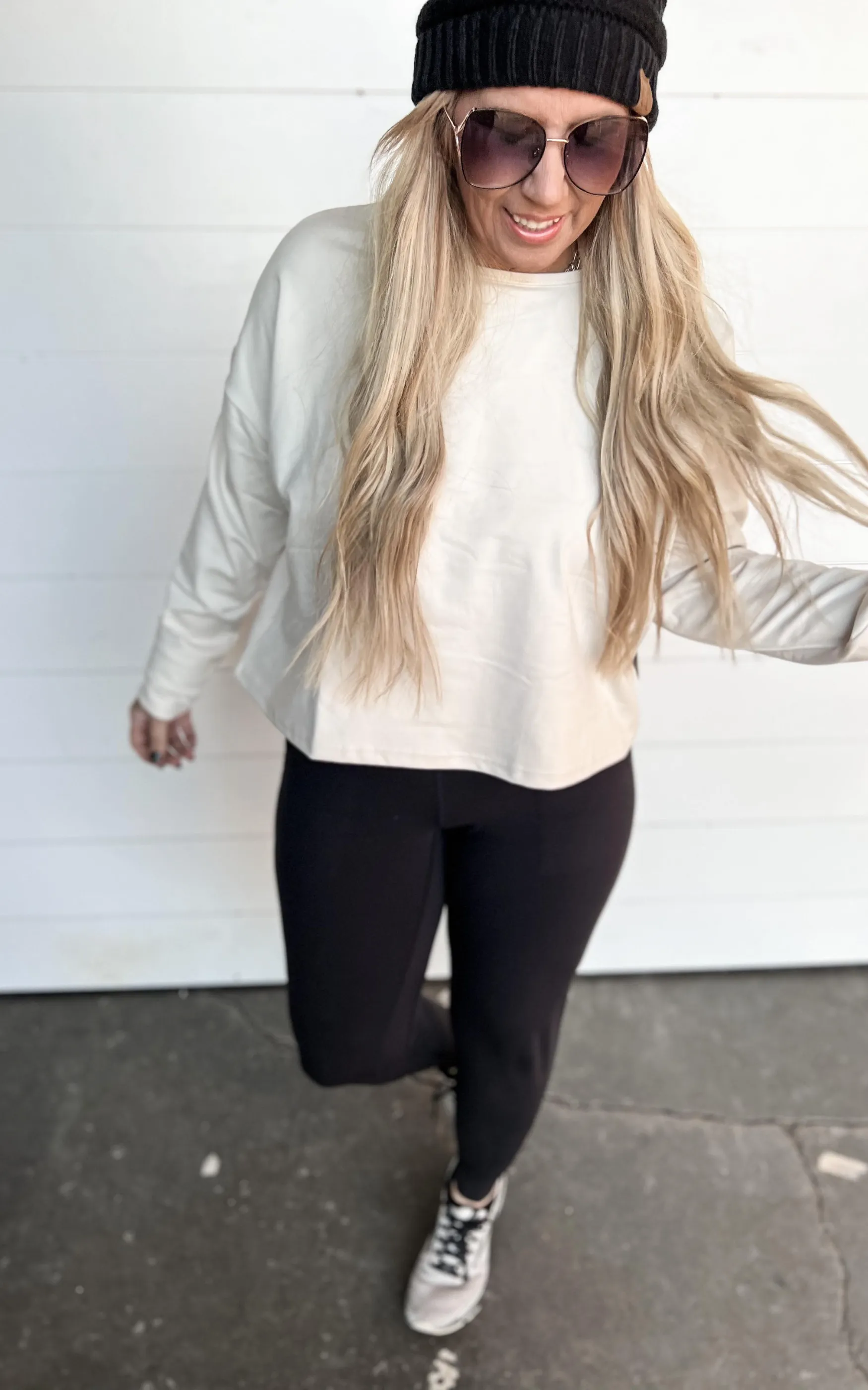 Soft Essential Long Sleeve Cropped Top